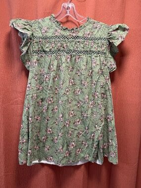 Lane Bryant Women's plus size green & floral blouse - size 16